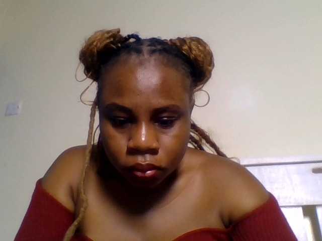 Ebonitah live cam on BongaCams