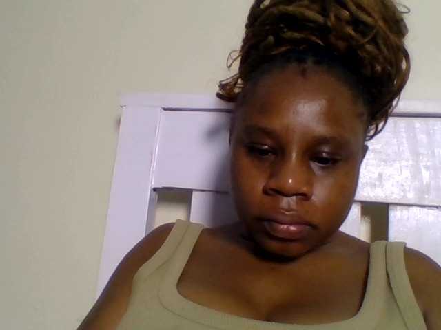 Ebonitah live cam preview