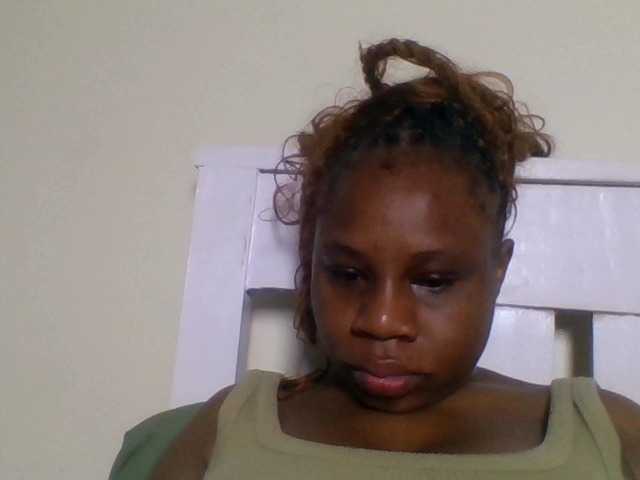 Ebonitah live cam on BongaCams