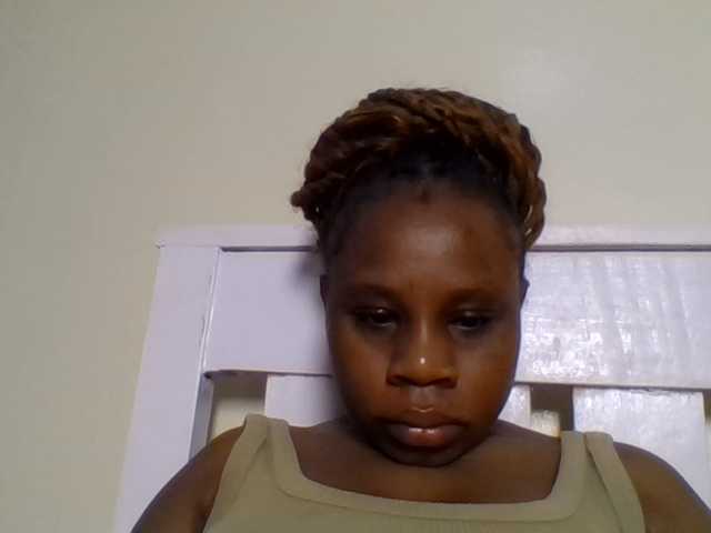 Ebonitah live cam on BongaCams
