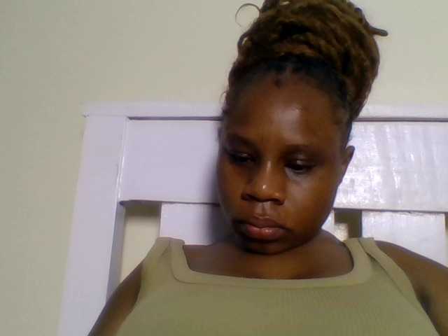 Ebonitah live cam preview