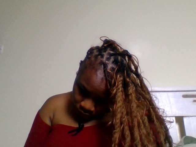 Ebonitah live cam on BongaCams