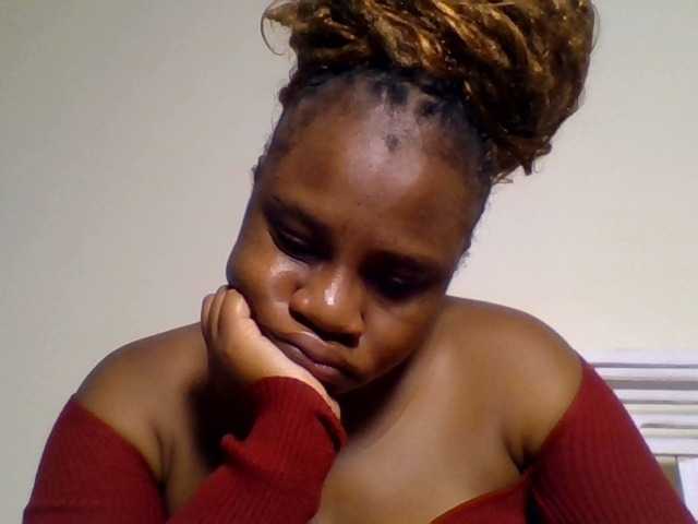 Ebonitah live cam on BongaCams