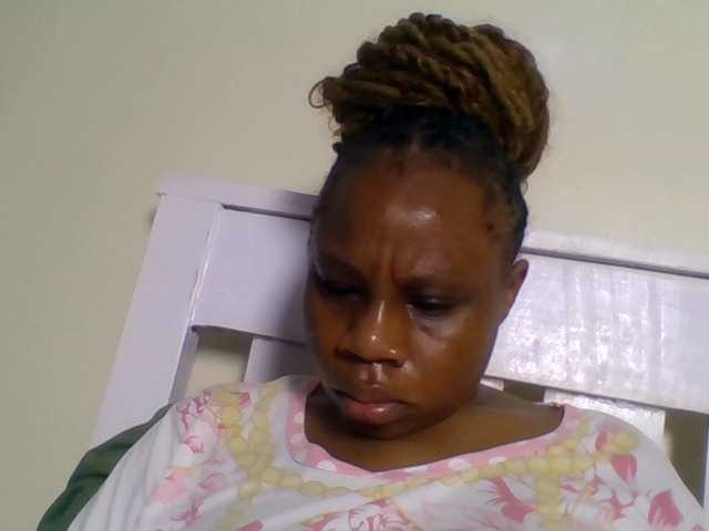 Ebonitah live cam on BongaCams