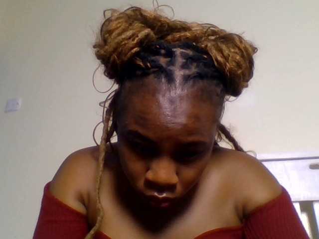 Ebonitah live cam on BongaCams