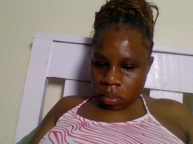 Ebonitah live cam on BongaCams
