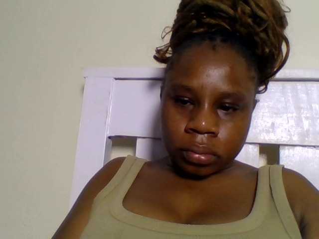 Ebonitah live cam preview