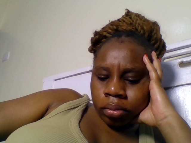Ebonitah live cam on BongaCams