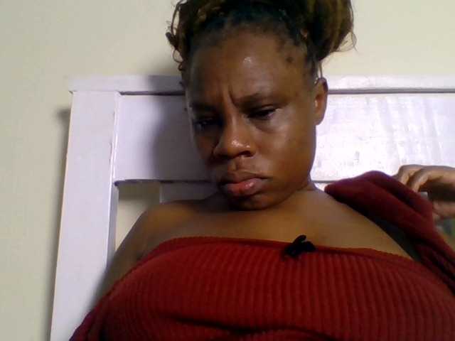 Ebonitah live cam on BongaCams