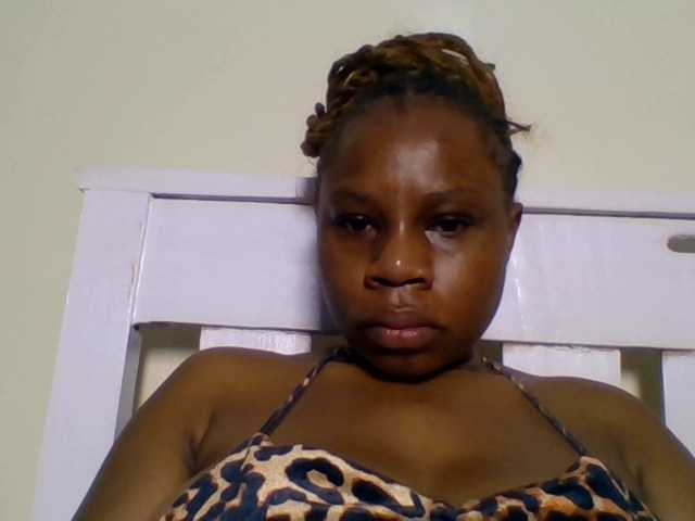 Ebonitah live cam on BongaCams