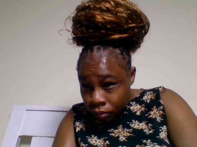 Ebonitah webcam