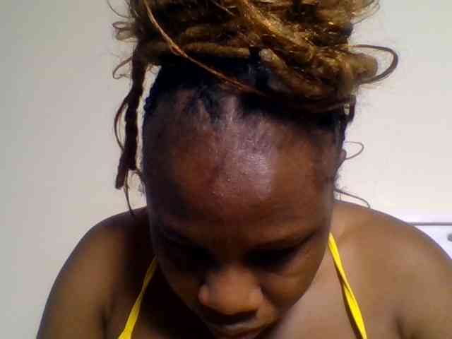 Ebonitah webcam