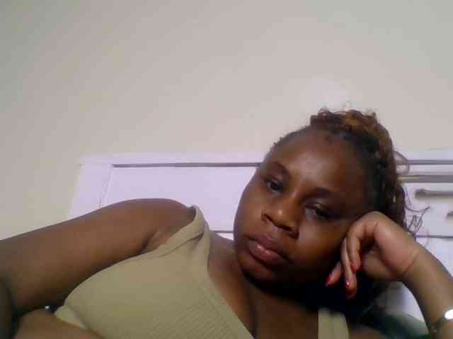 Ebonitah webcam
