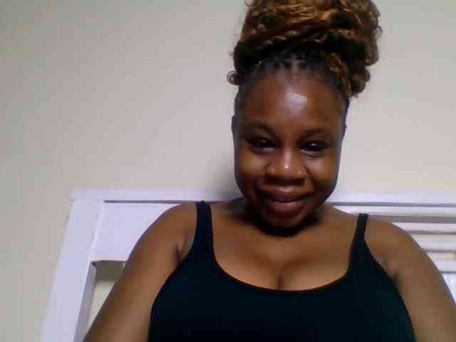 Ebonitah webcam