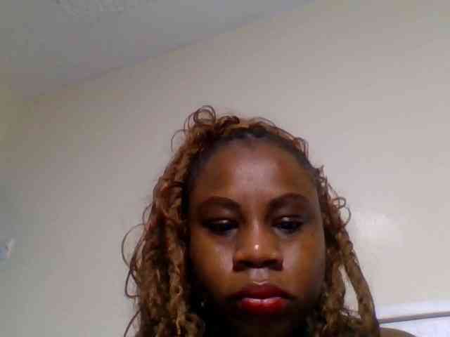 Ebonitah webcam