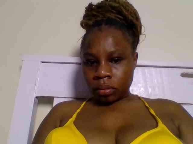 Model: Ebonitah