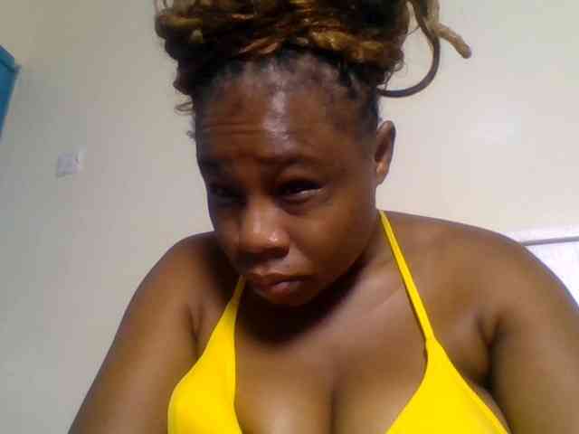 Ebonitah webcam