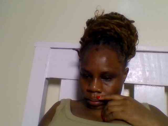 Ebonitah webcam