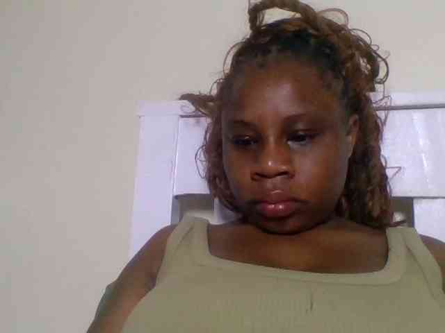 Ebonitah webcam