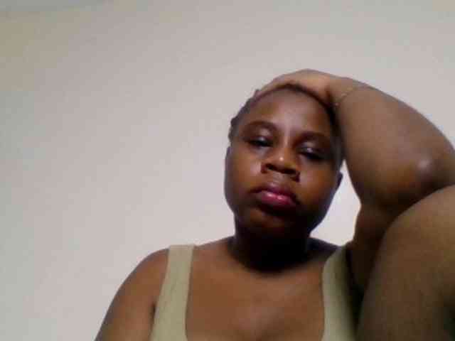 Model: Ebonitah
