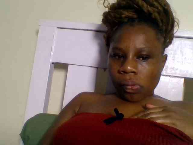 Ebonitah webcam