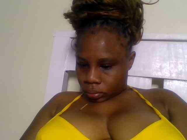 Ebonitah webcam