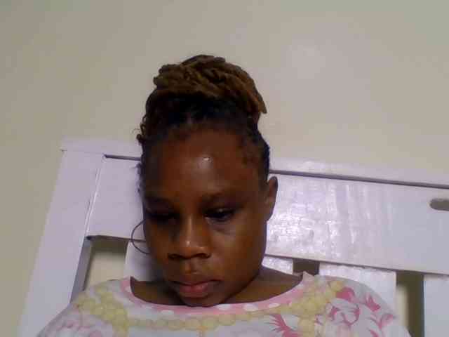 Ebonitah's cam show statistics and live stream