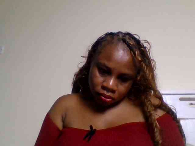 Ebonitah webcam