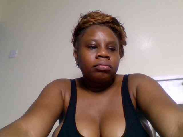 Ebonitah webcam