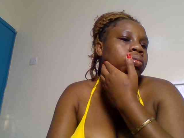 Ebonitah webcam