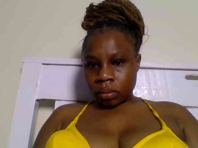 Model: Ebonitah