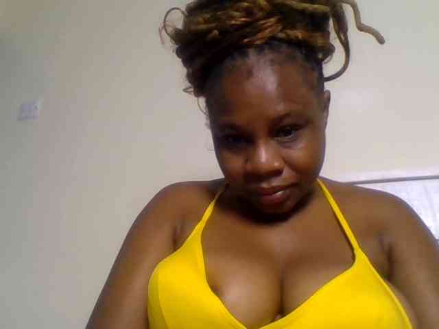 Ebonitah webcam