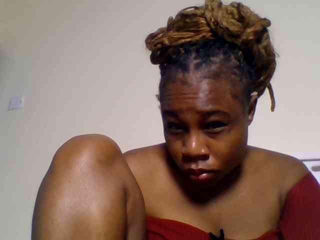 Ebonitah webcam