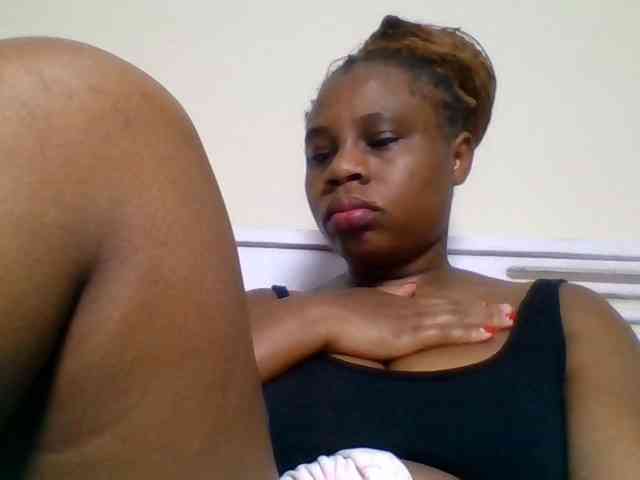 Model: Ebonitah