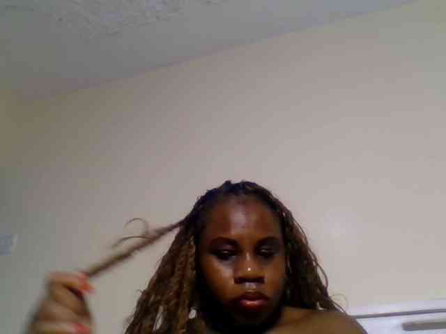 Ebonitah webcam