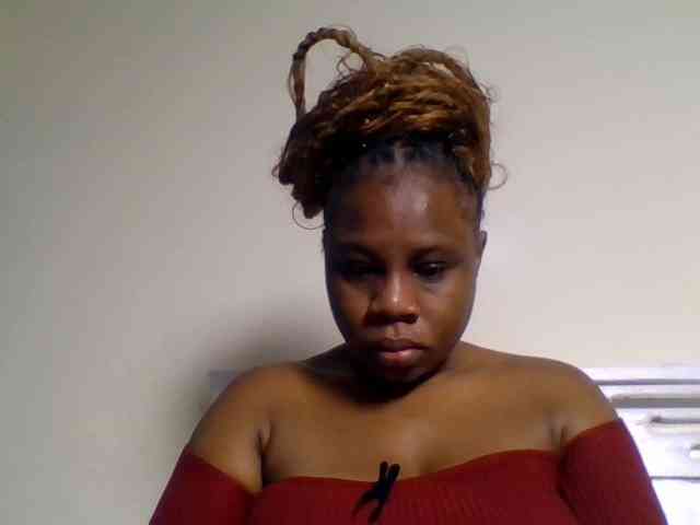 Ebonitah webcam