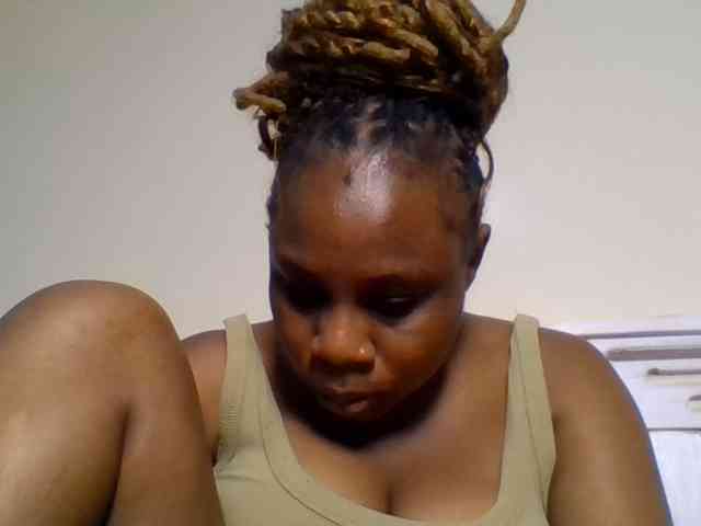 Ebonitah webcam
