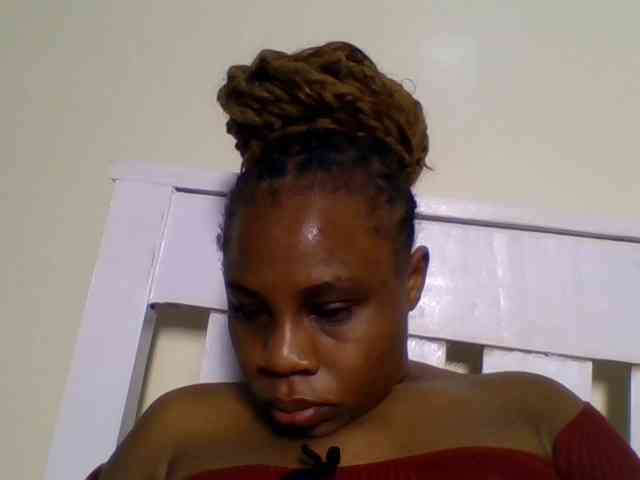 Ebonitah webcam