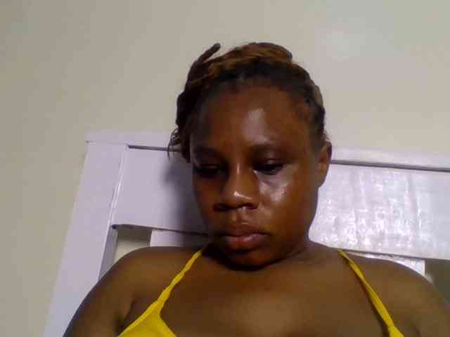 Ebonitah webcam