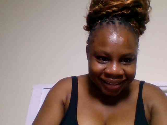 Ebonitah webcam