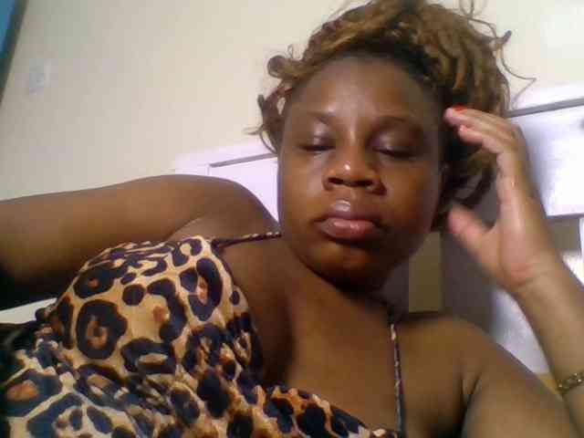 Ebonitah Live Webcam on BongaCams