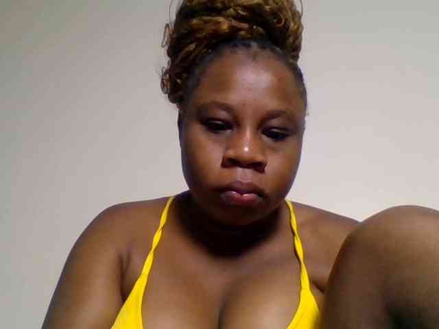 Ebonitah webcam