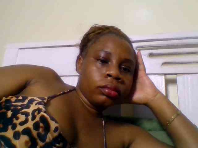 Ebonitah Live Webcam on BongaCams