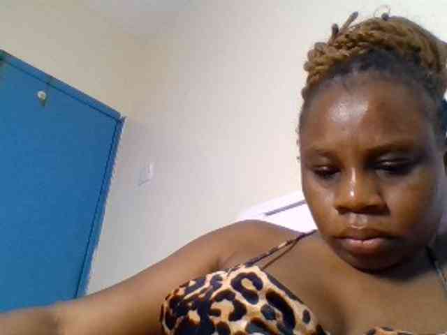 Ebonitah webcam