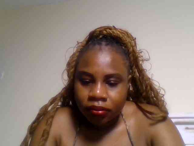 ebonitah's live room