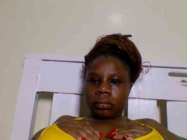 Ebonitah webcam