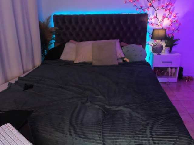 JennaMiu live cam on BongaCams