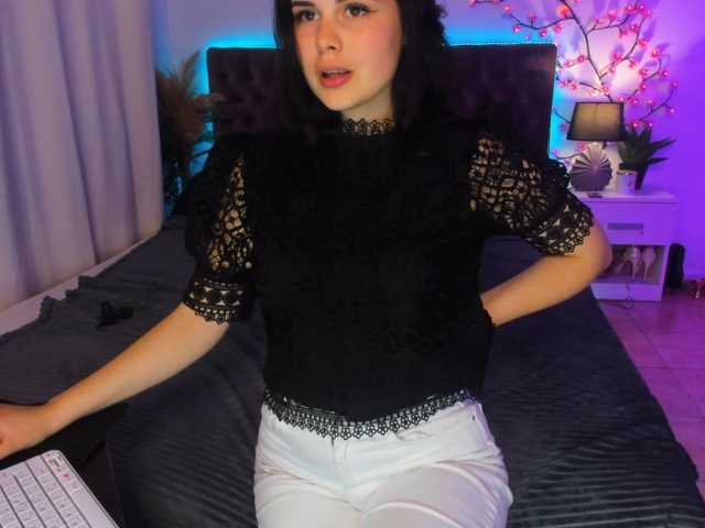 JennaMiu live cam on BongaCams