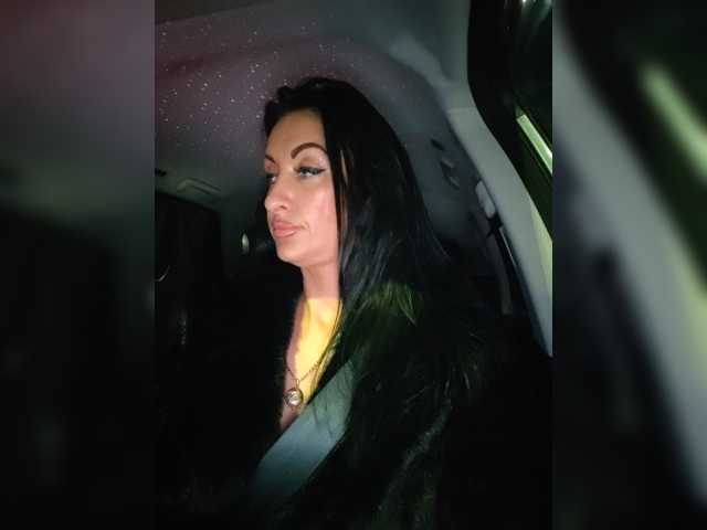 MILA350 live cam on BongaCams