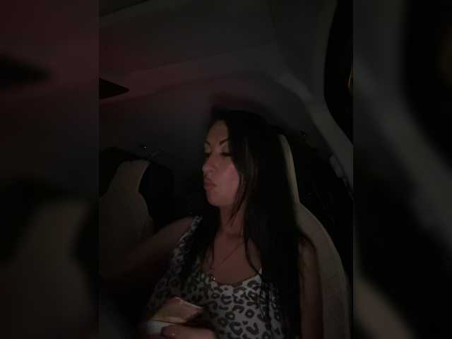 MILA350 live cam on BongaCams